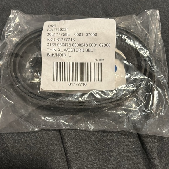 Urban Outfitters thin black western belt NWT - Picture 4 of 4